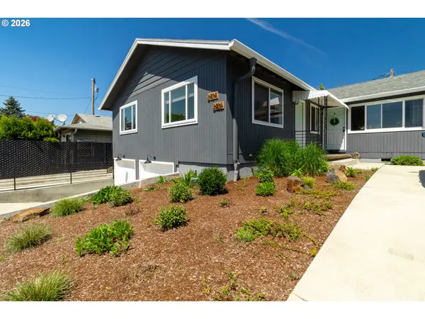 2404 E 13TH ST, Vancouver, WA 98661