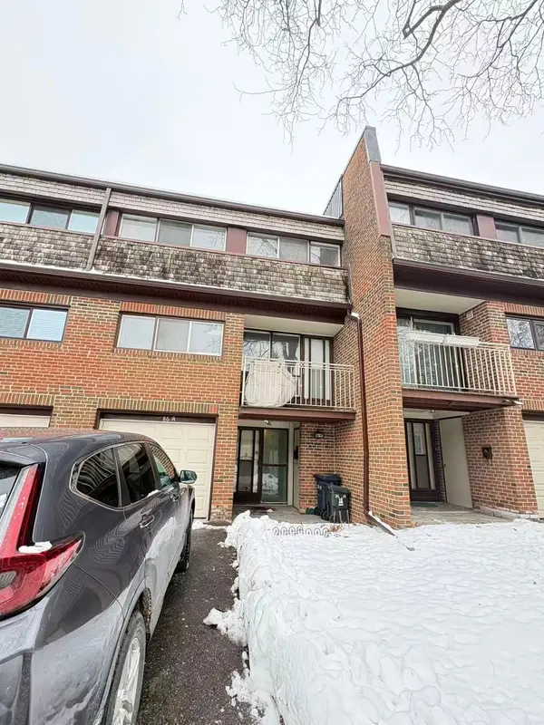 86 CASTLEBURY CRES #14, Toronto C15, ON M2H 1W8