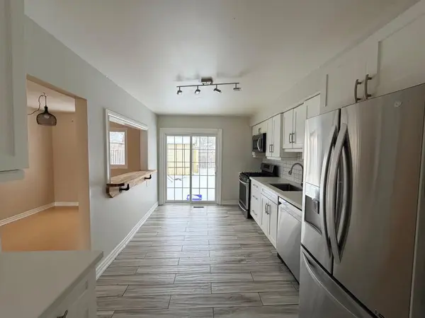 1391 Fenelon CRES, Oshawa, ON L1J 6G2