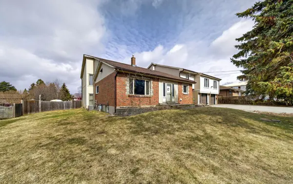 1704 Nash RD, Clarington, ON L1E 2L8