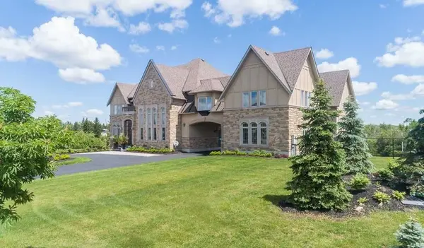 115 Stallions CT, Vaughan, ON L6A 4V5
