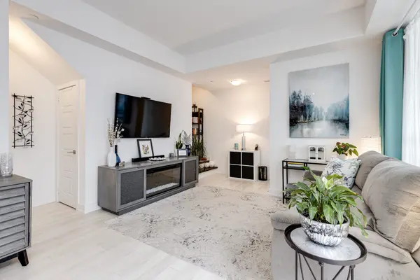 331 Broward WAY E #130, Innisfil, ON L9S 0M6