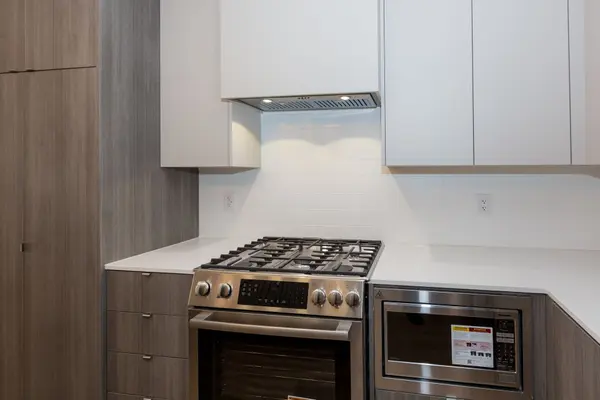 138 Alton CRES, Vaughan, ON L4J 0M1