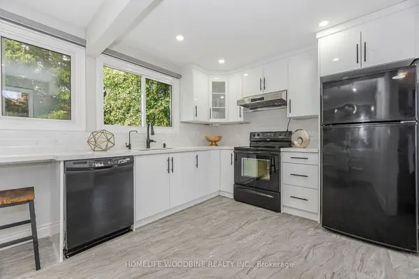 22 Highview TRL, Brampton, ON L6S 1P5