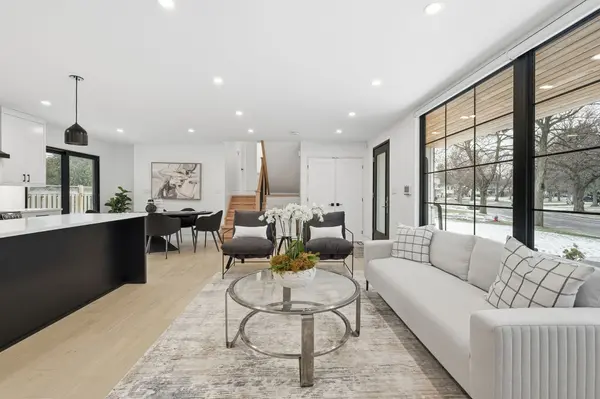 5135 Mulberry DR, Burlington, ON L7L 3P5