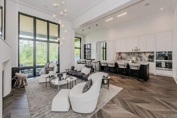 161 Heritage Lake DR, Puslinch, ON N0B 2J0