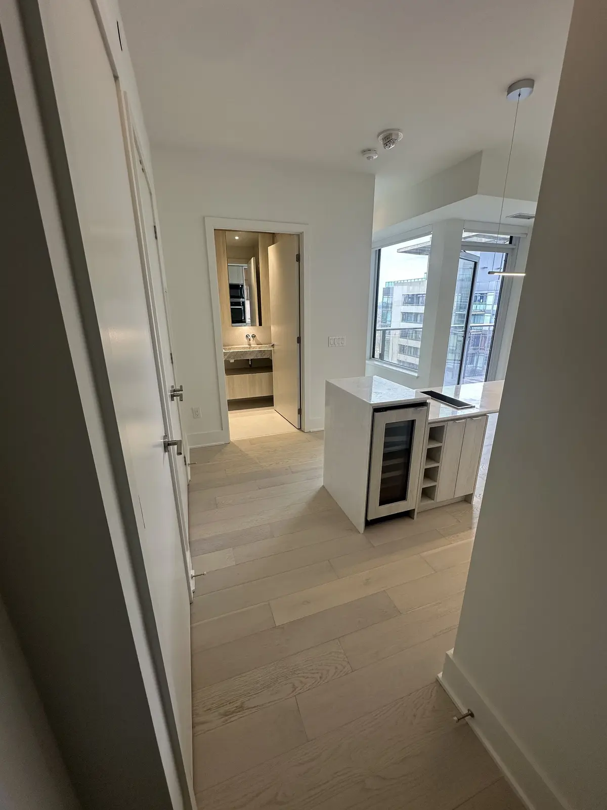11 Yorkville AVE #3104, Toronto C02, ON M4W 1L2