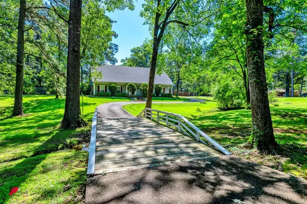 9855 Holamy Lane, Shreveport, LA 71106