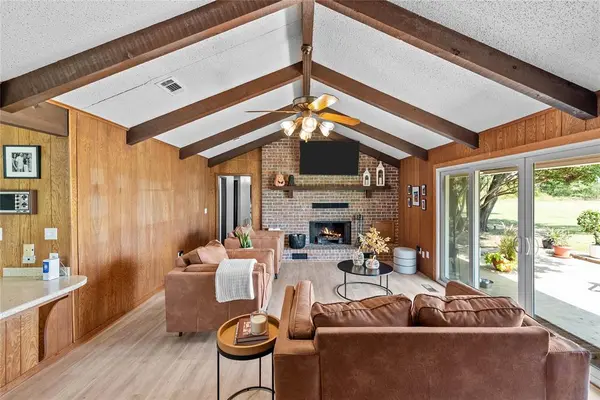 338 HCR-2124 Loop, Whitney, TX 76692