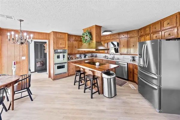 338 HCR-2124 Loop, Whitney, TX 76692