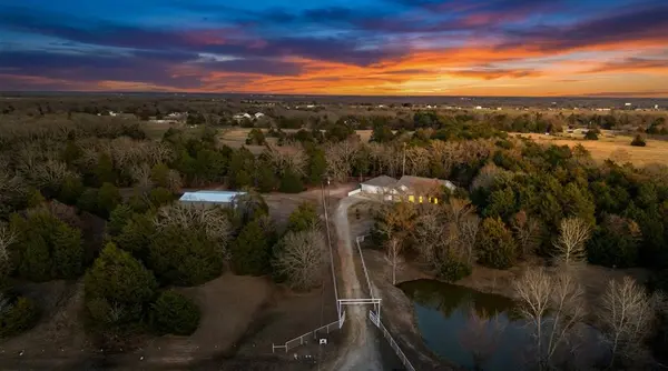 1975 CR 4106, Greenville, TX 75401