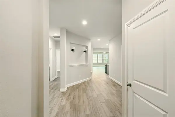 524 Big Horn Pass, Denton, TX 76210