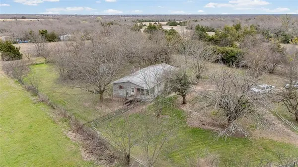 5156 County Road 3211, Lone Oak, TX 75453