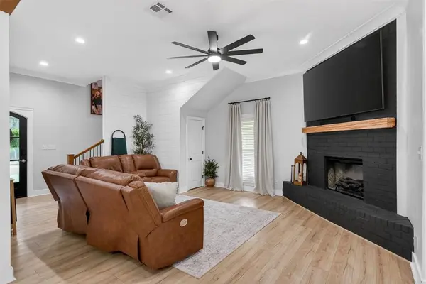 564 Middleton Road, Stonewall, LA 71078