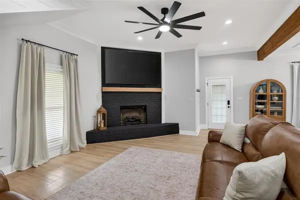 564 Middleton Road, Stonewall, LA 71078