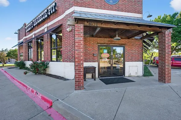 801 s Denton Tap Road, Coppell, TX 75019