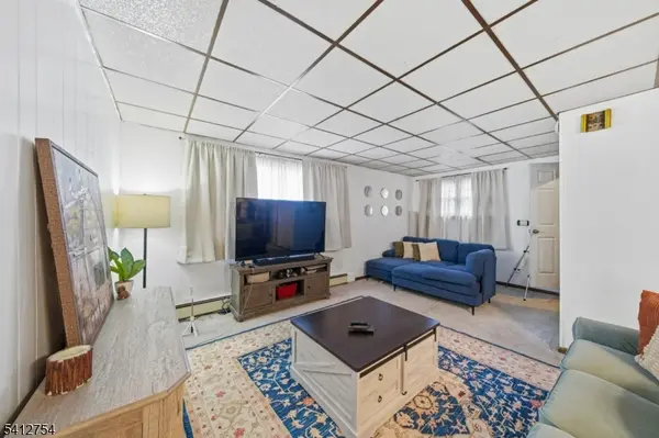 139 Madeline Ave, Clifton City, NJ 07011