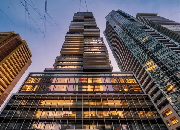 55 Charles ST E #3808, Toronto C08, ON M4Y 0J1