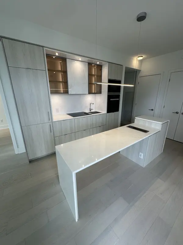 11 Yorkville AVE #3104, Toronto C02, ON M4W 1L2