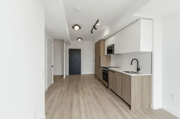 1635 MIlitary TRL #814, Toronto E10, ON M1C 1B2