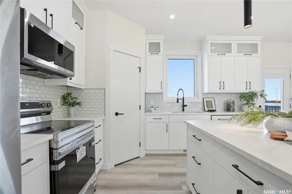 814 Ballesteros CRESCENT, Warman, SK S0K 4S3