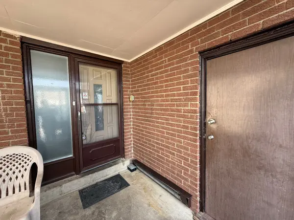 32 Horne DR, Brampton, ON L6V 2V3