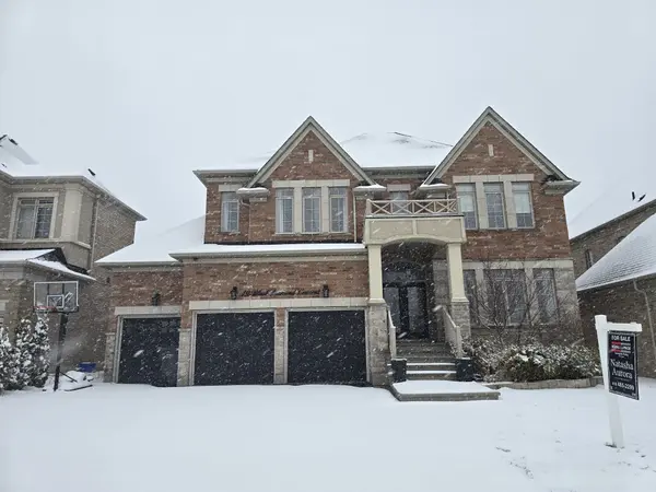 19 Black Diamond CRES, Brampton, ON L6X 0V8