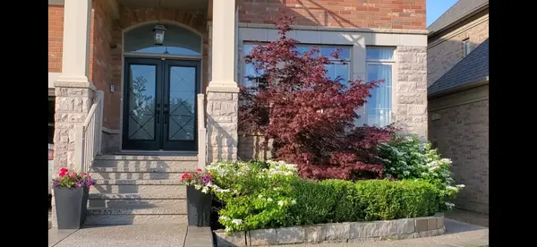 19 Black Diamond CRES, Brampton, ON L6X 0V8