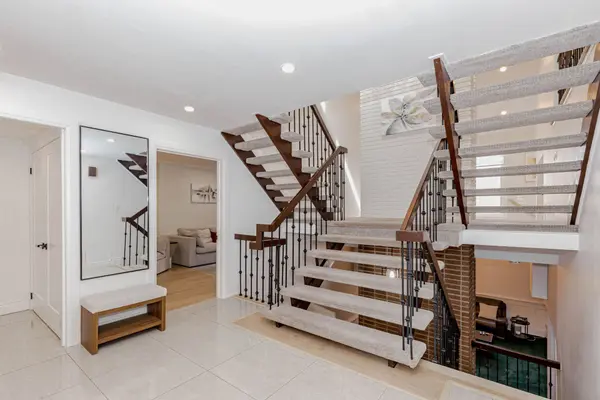 68 Leander ST, Brampton, ON L6S 3M7