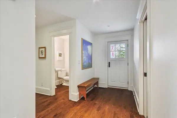 276 Spruce ST, Oakville, ON L6J 2G7