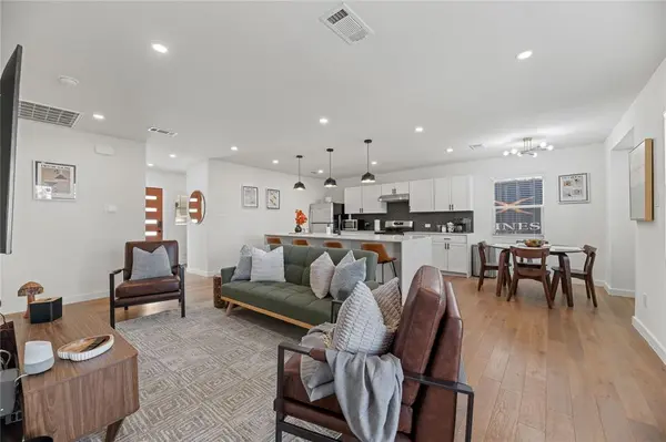 1415 Mountain Lake Road, Dallas, TX 75224