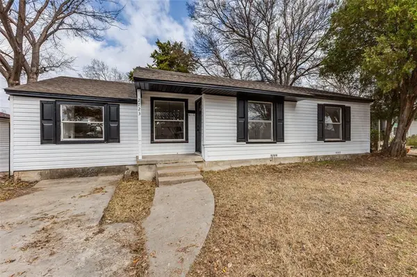 2723 Gus Thomasson Road, Dallas, TX 75228