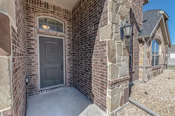 1131 Yukon Boulevard, Waxahachie, TX 75167