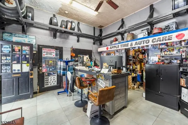 260 W Scott Ave, Rahway City, NJ 07065