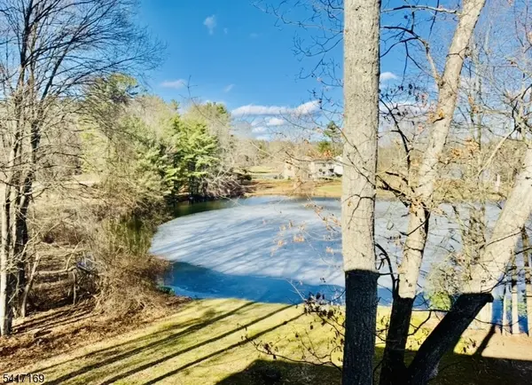 230- D Lake Shore North O4 #D, Montague Twp., NJ 07827