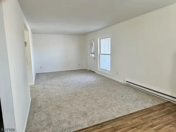 230- D Lake Shore North O4 #D, Montague Twp., NJ 07827