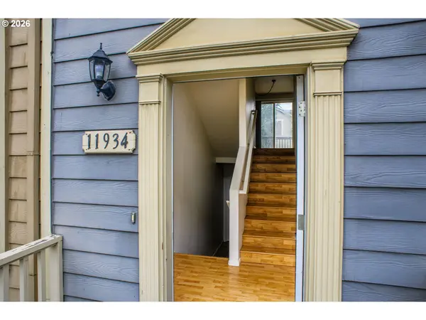 11934 SW SAGEHEN ST, Beaverton, OR 97007