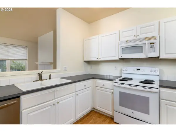 11934 SW SAGEHEN ST, Beaverton, OR 97007