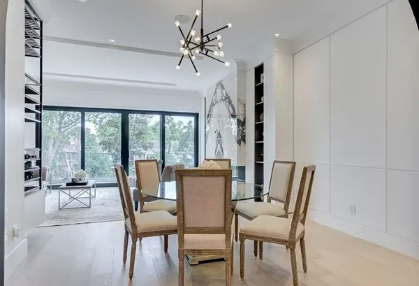 119 Glengrove AVE W, Toronto C04, ON M4R 1P1