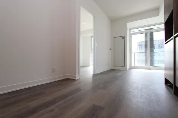 180 Front ST E #3307, Toronto C08, ON M5A 0A9