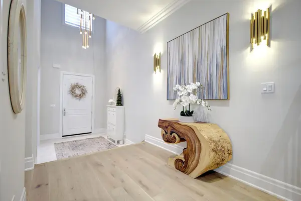 9 Casavant CT, Vaughan, ON L6A 5A5