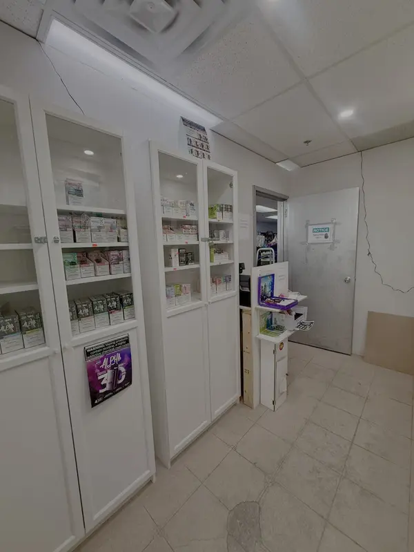 130 Bell Farm RD #4, Barrie, ON L4M 6J4