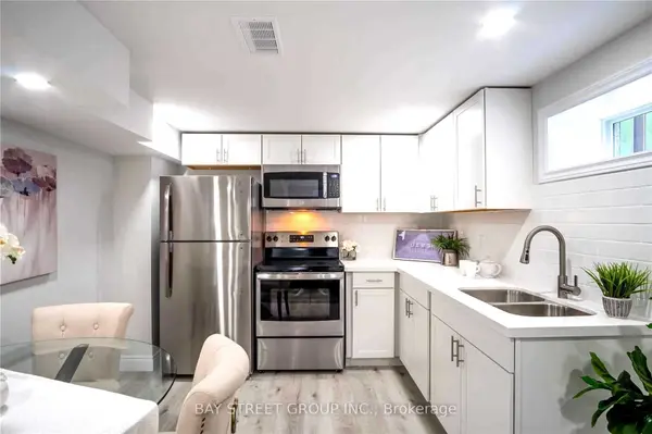 351 East 27th ST #Lower, Hamilton, ON L8V 3G9