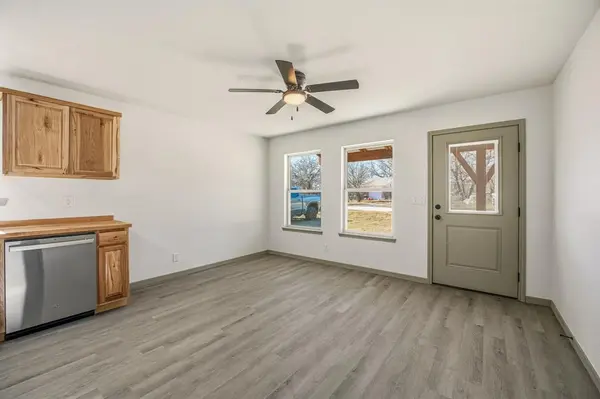 483 Private Road 729, Bluff Dale, TX 76433