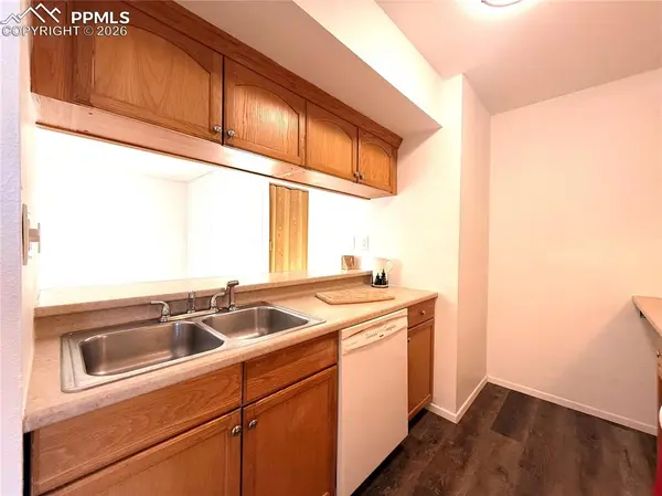 935 Saturn DR #207, Colorado Springs, CO 80905