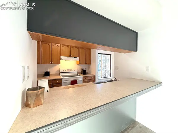 935 Saturn DR #207, Colorado Springs, CO 80905