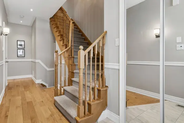 180 Blue Willow DR #31, Vaughan, ON L4L 9C9