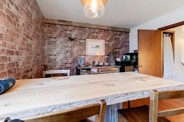 97 Cornelius Pkwy, Toronto W04, ON M6L 2K6