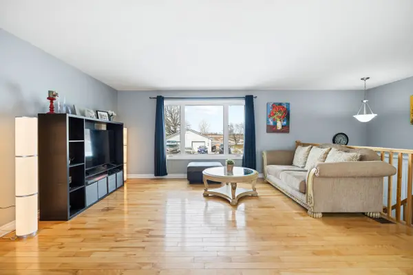 10610 Maple ST, North Dundas, ON K0E 1W0