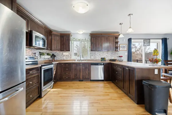 10610 Maple ST, North Dundas, ON K0E 1W0